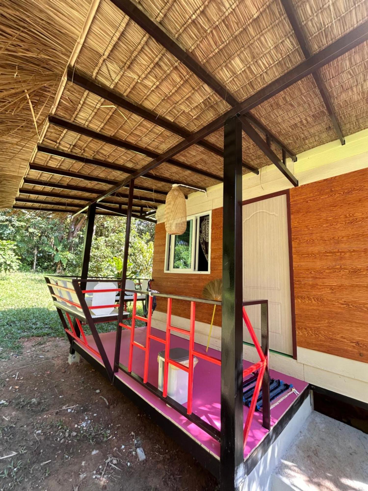 Hippy Hut Koh Chang