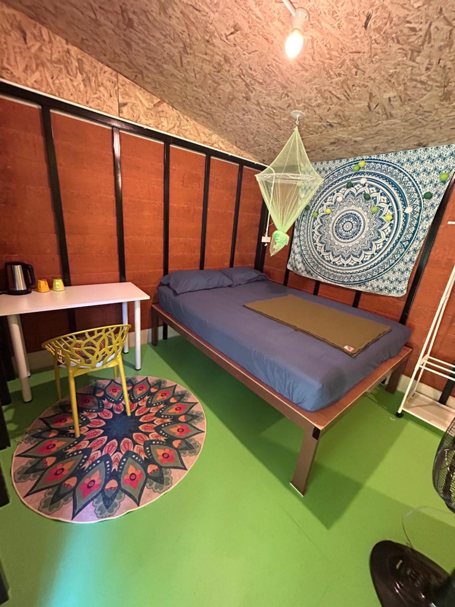 Guest house Hippy Hut