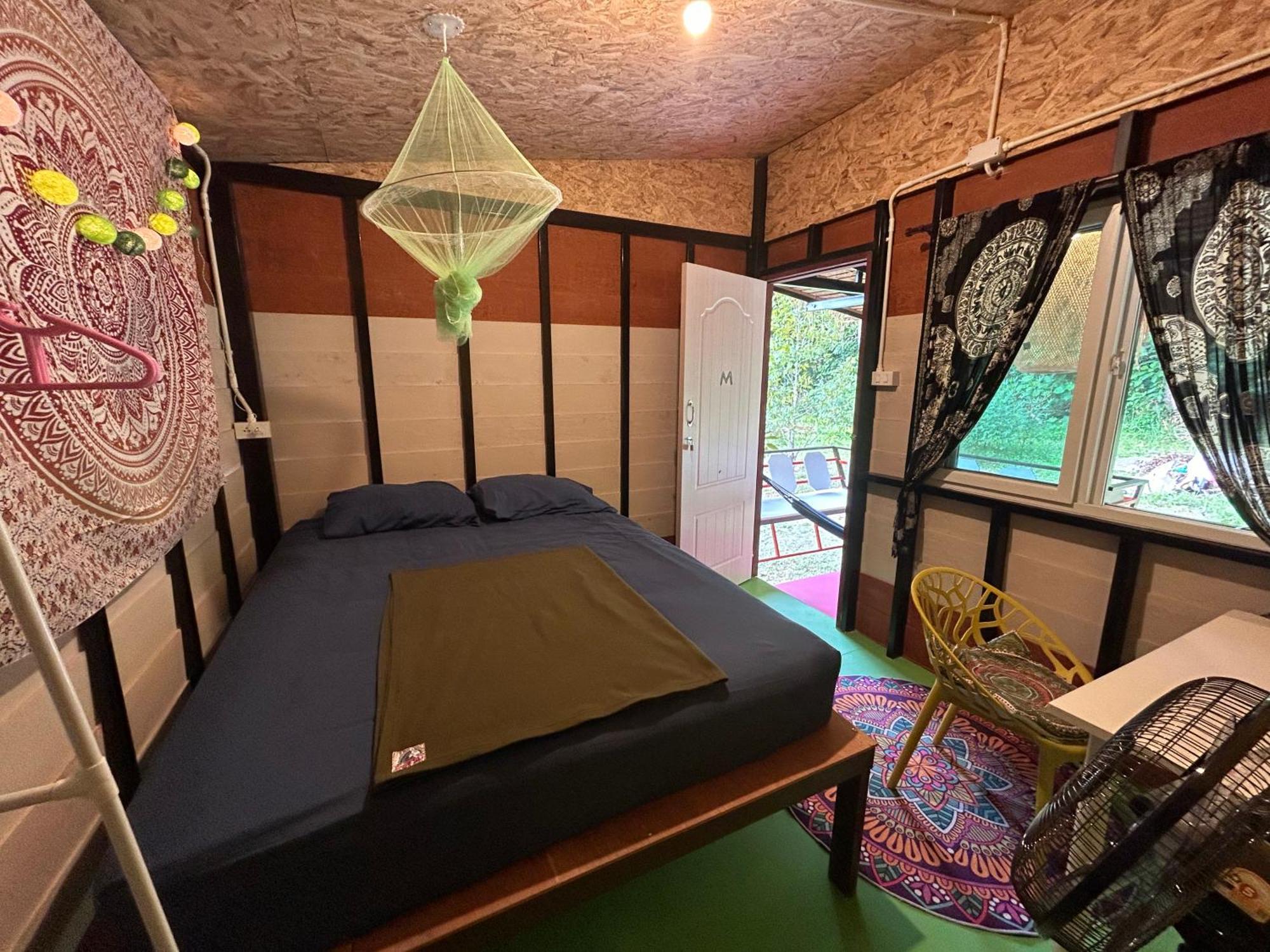 Hippy Hut